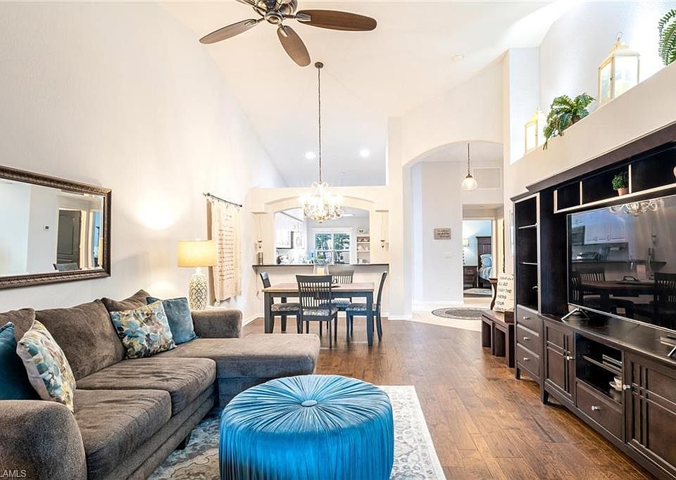 1st image of 8483 Ibis Cove Cir #M-674