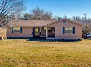 335 Sedalia Rd, Gibsonville, NC 27249