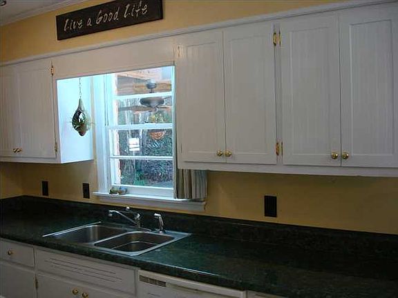 5th image of 206 Kiefer Dr
