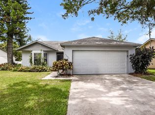 5202 Dorrington Ln, Orlando, FL 32821