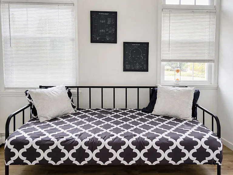426 Central Ave #3 — Photo 8