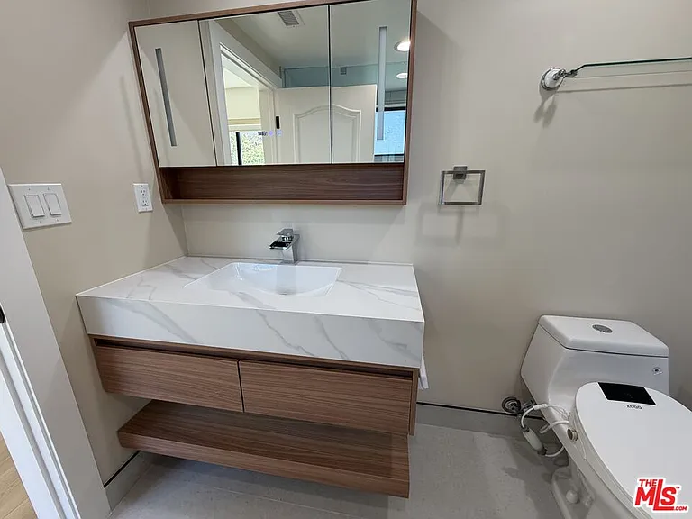 1146 Hacienda Pl #7 — Photo 7