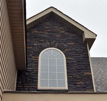 3rd image of 372 Plantation Dr