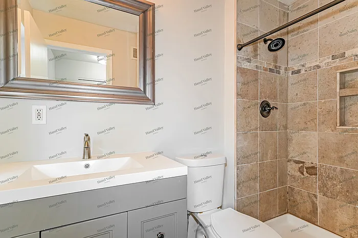 2305 Bramble Ln — Photo 11