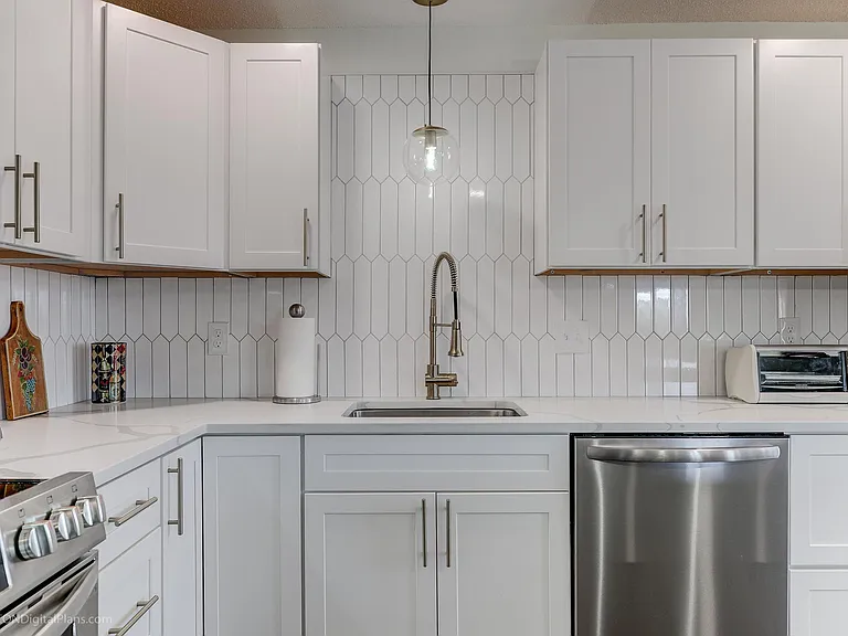 66 Girard Ave #423 — Photo 12