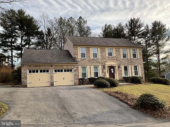 2nd image of 4005 Long Lake Dr