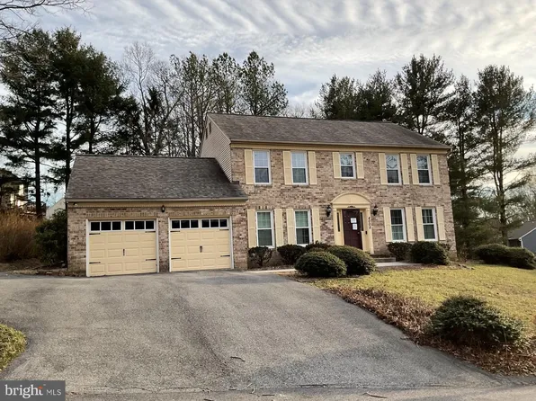 4005 Long Lake Dr, Owings Mills, MD 21117