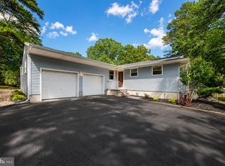 64 Summit Dr, Tabernacle, NJ 08088