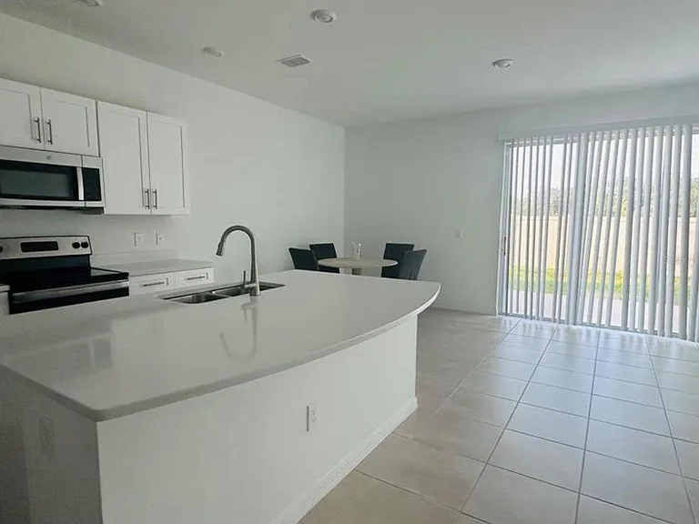 4512 Teoli Ct — Photo 9
