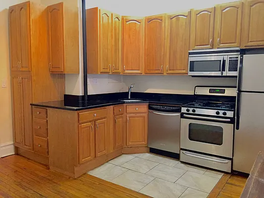 Rented by Harriet Brand, LREB | media 41