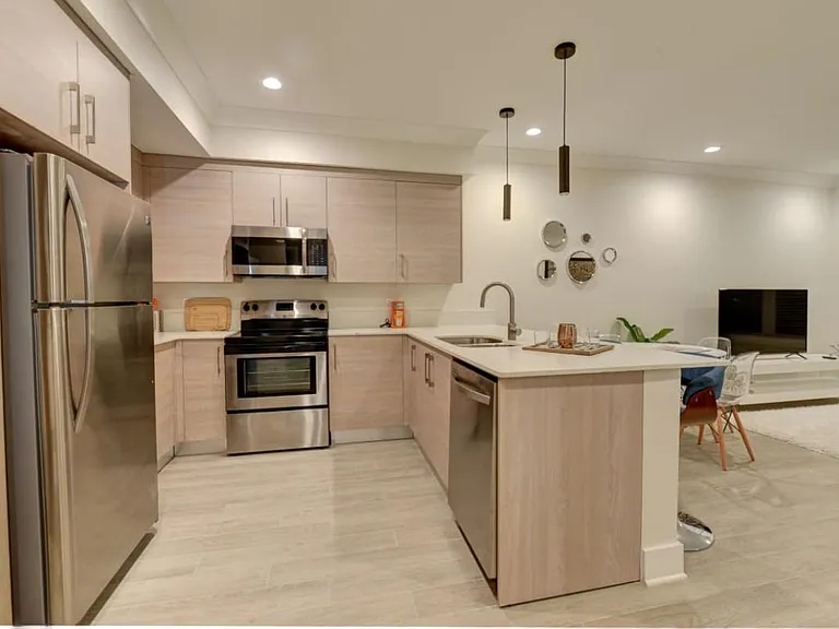 Acacia 1 Bedroom - Kitchen & Living
