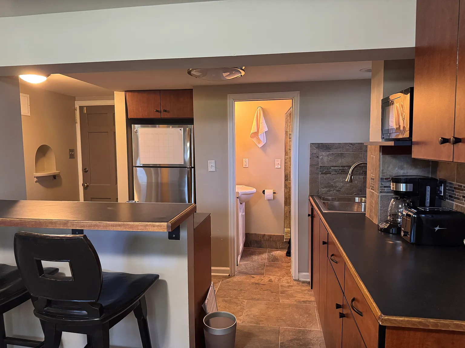 1 bed, 500 sqft, $1,300 — Photo 3
