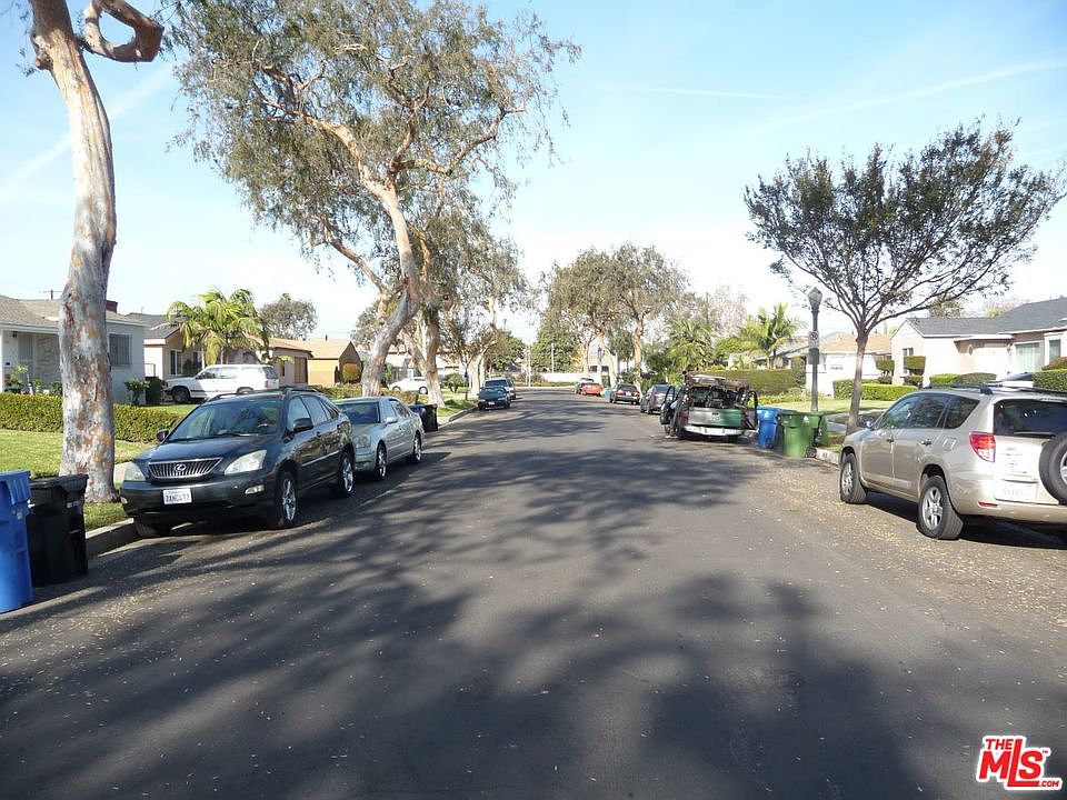 2nd image of 3456 Alsace Ave