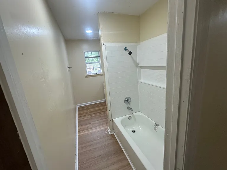 303 Mewborn St — Photo 4