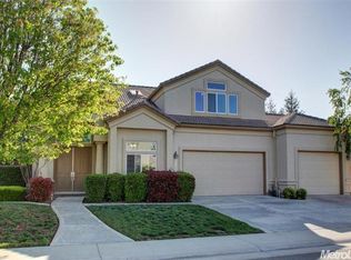 8955 Beckington Dr, Elk Grove, CA 95624
