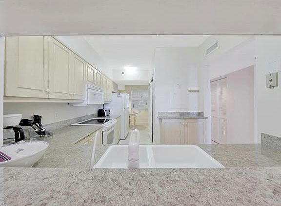 3rd image of 780 S Collier Blvd Unit 809