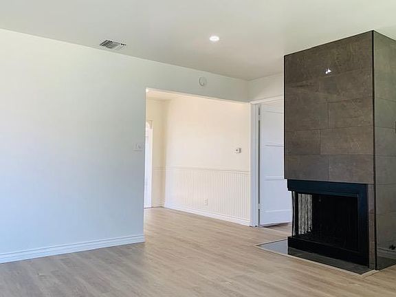 2nd image of 9431 Pentland St
