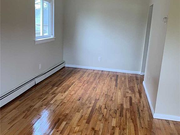 4th image of 191 Washington Ave