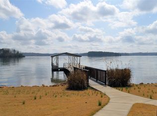 1118 Meares Dr, Seneca, SC 29672