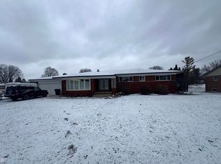 5055 Lorin Dr, Shelby Township, MI