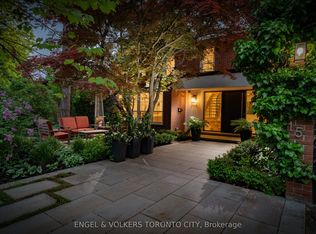 15 Silvergrove Rd, Toronto, ON M2L2N5