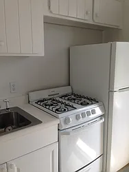 Rented by Picture Realty Inc.
