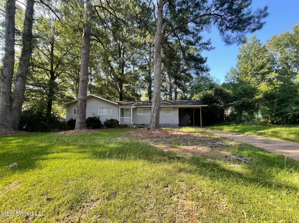 1615 Kentwood Dr, Jackson, MS 39212
