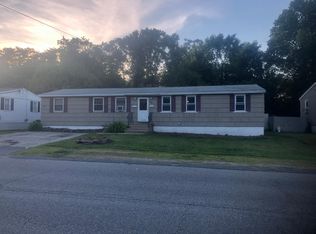 304 Methuen St, Lowell, MA 01850