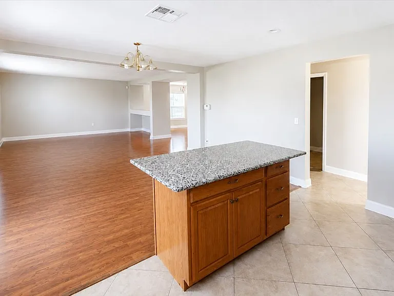 12827 Oulton Cir — Photo 10
