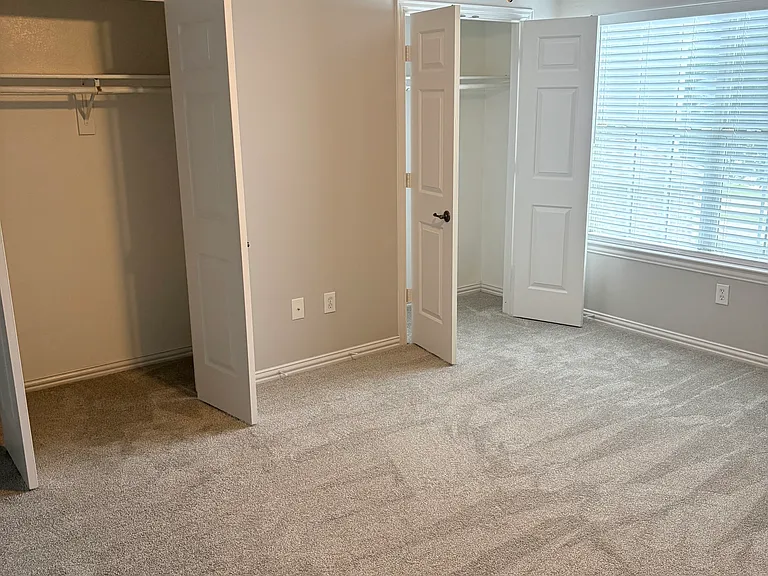 9836 Cambria Ct — Photo 16