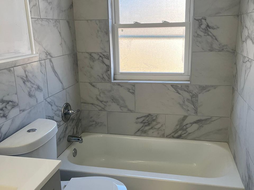 2nd image of 7323 Doncaster Dr