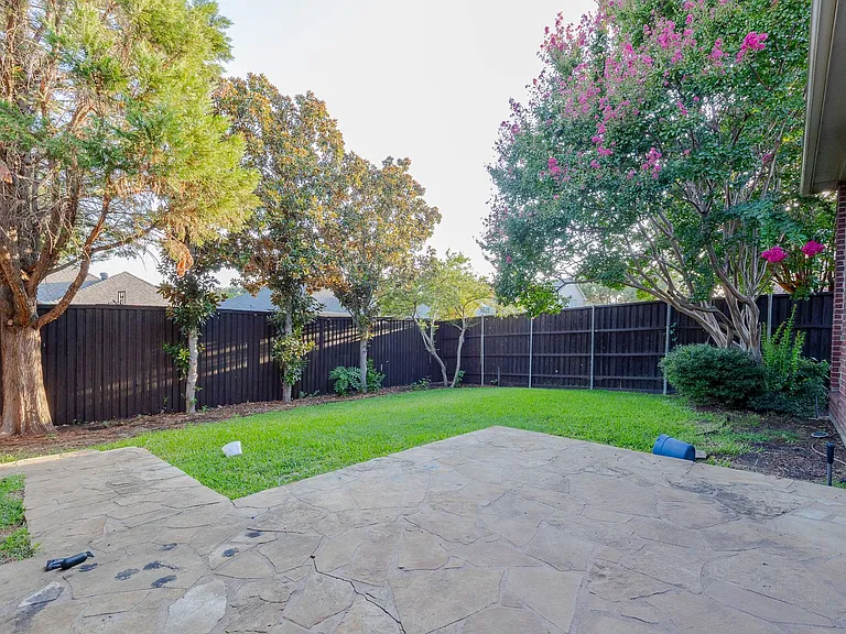 2404 Heather Glen Dr — Photo 38