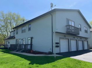 1880 Carnation Ct UNIT D, Aurora, IL 60506