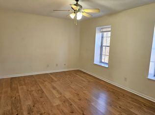 147 Oak Tree Sq, Athens, GA 30606