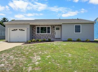 14 Gower Rd, Toms River, NJ 08757