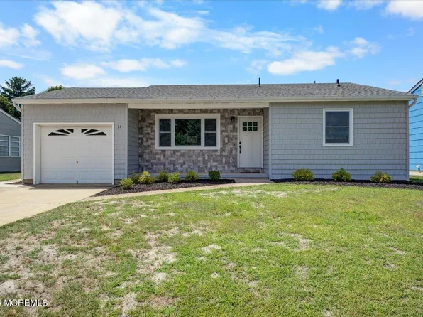 14 Gower Road, Toms River, NJ 08757