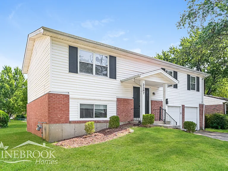 2267 Foggy Bottom Dr — Photo 2