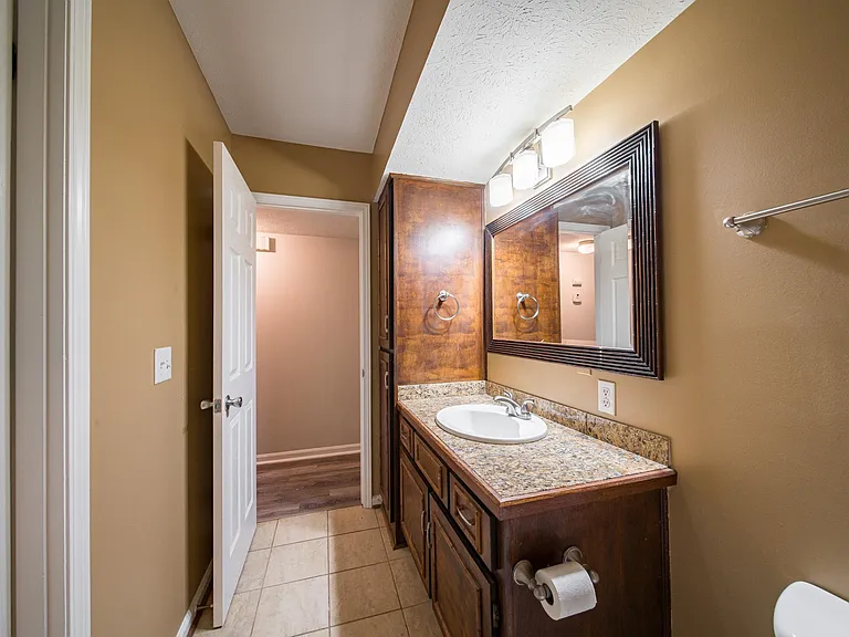 5500 Gunboat Dr #B — Photo 15