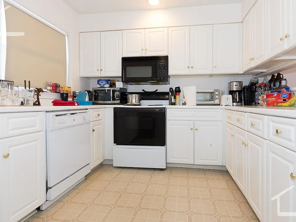 8 Glencoe St #5