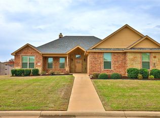 6325 Milestone Dr, Abilene, TX 79606
