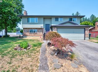1295 NE 23rd St, Gresham, OR 97030