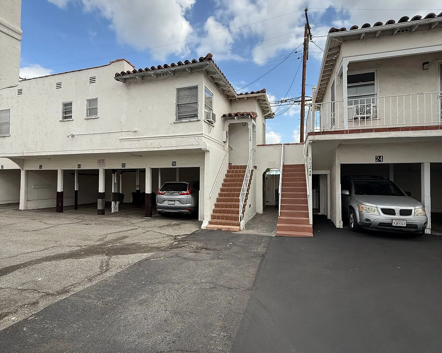 Evans Apartments — Photo 4