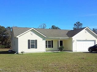 207 Scout Ln, Chinquapin, NC 28521