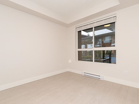 5th image of 11655 Fraser St #123