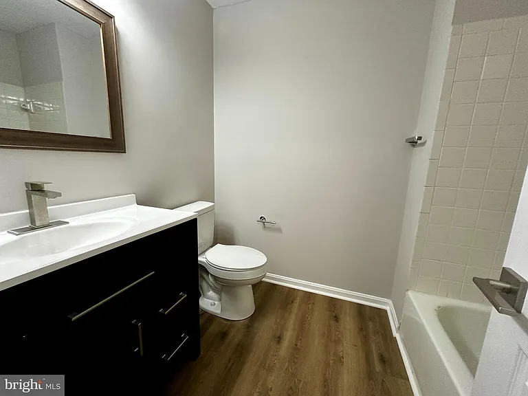 404 Cabin Ct — Photo 26