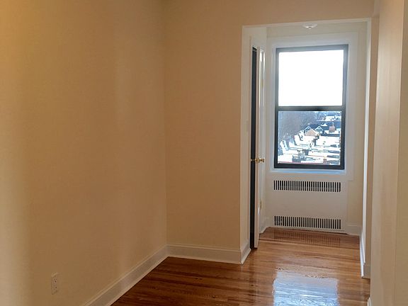 3rd image of 8724 115th St #6th