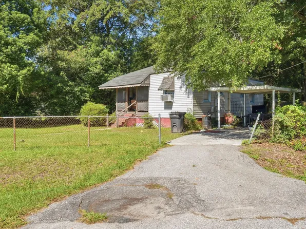 2902 Alabama Dr, North Charleston, SC 29405