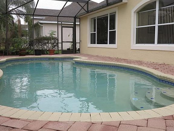 5th image of 2800 Baywood Ln