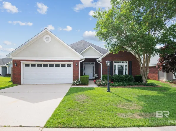 1192 Hillcrest Xing E, Mobile, AL 36695