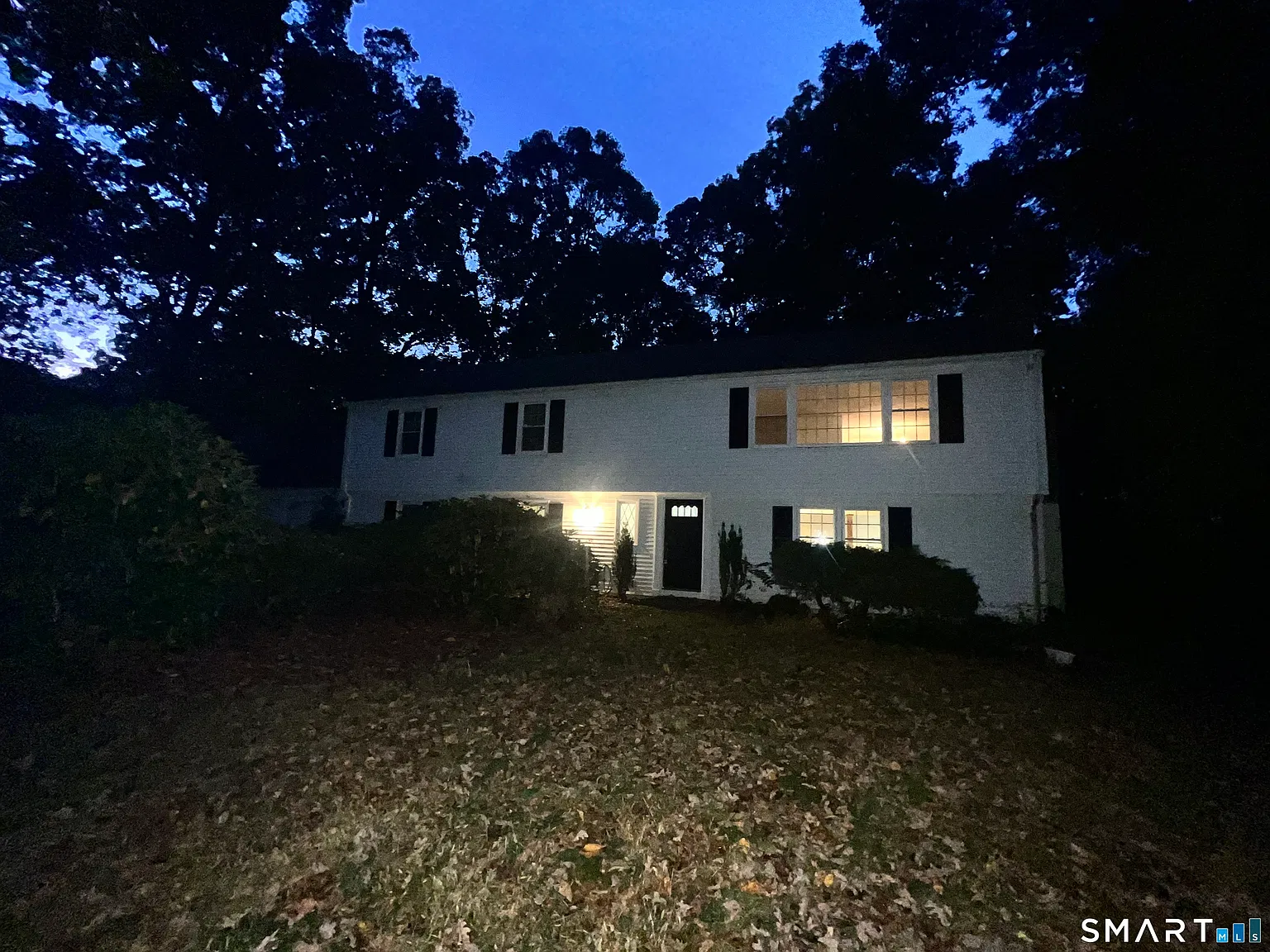 3 bed, 3.0 bath, 2805 sqft, $3,300 — Photo 1